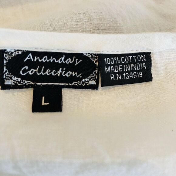 Ananda's Collection sz L White Tunic Embroidered - Picture 9 of 9